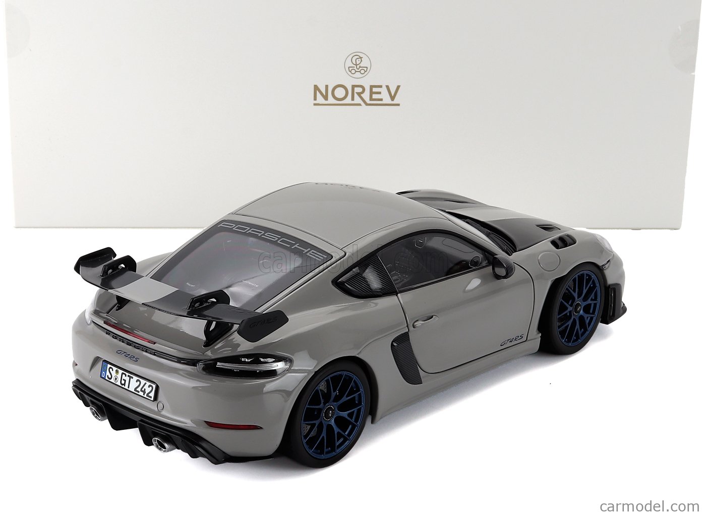 Porsche Cayman GT4 RS W/Weissach Pack Chalk 2023 - 1/18 Scale - Norev - MTDNOR187253