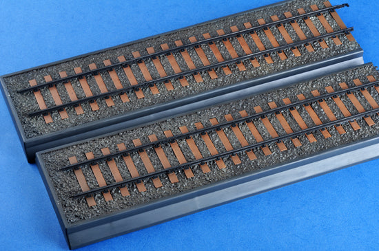 German Armored Train Panzertriebwagen Nr.16 - 1/35 Scale - Trumpeter - TRU00223