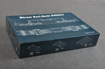 Morser Karl-Gerat 040/041 (Initial Version) on railway transport carrier - 1/35 Scale - Trumpeter - TRU00208