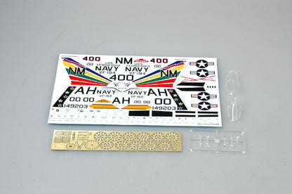 F-8E Crusader - 1/32 Scale - Trumpeter - TRU02272