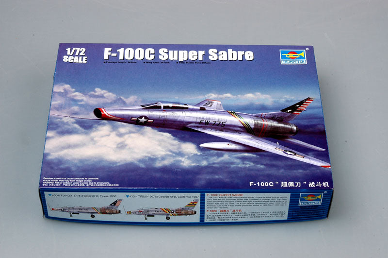 F-100C Super Sabre - 1/72 Scale - Trumpeter - TRU01648