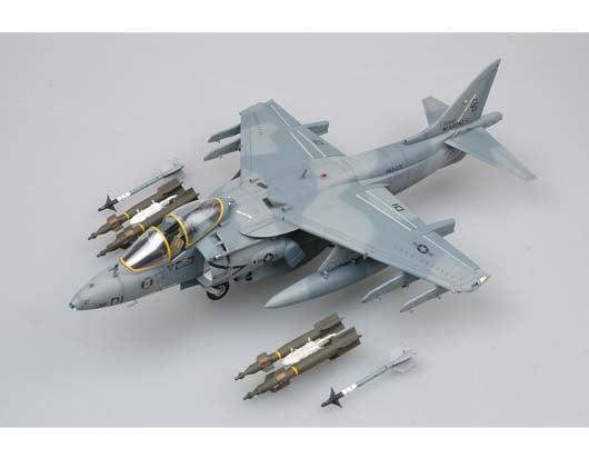 AV-8B Harrier II - 1/32 Scale - Trumpeter - TRU02229