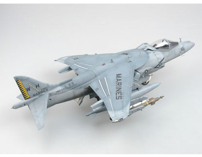 AV-8B Night Attack Harrier II - 1/32 Scale - Trumpeter - TRU02285