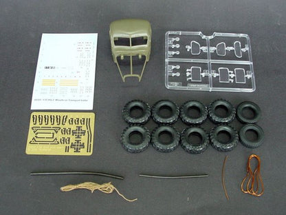 CHN HQ-2 Missile with Loading Cabin - 1/35 Scale - Trumpeter - TRU00205