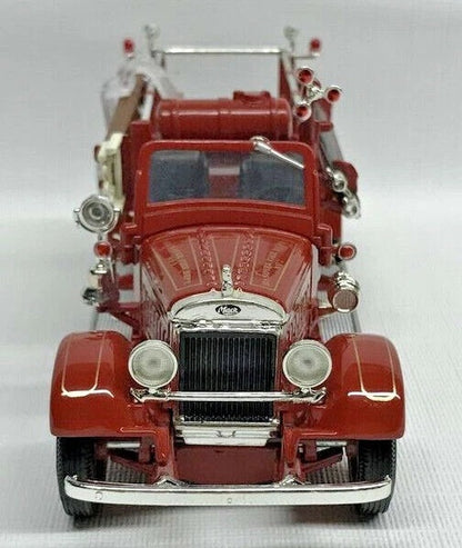 1935 Mack Type 75BX 1/43 Scale Lucky Die Cast 43001