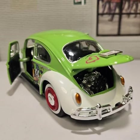 Volkswagen Beetle Graffiti 1966 - 1/24 Scale - MotorMax - MOT79598