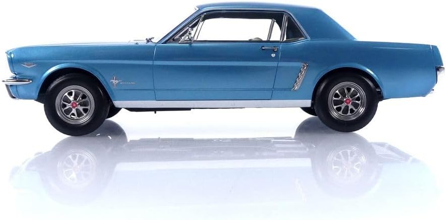 FORD MUSTANG COUPE TURQUOISE METALLIC 1965 CLOSE BODY S 1/18 Scale NOREV MTDNOR182800
