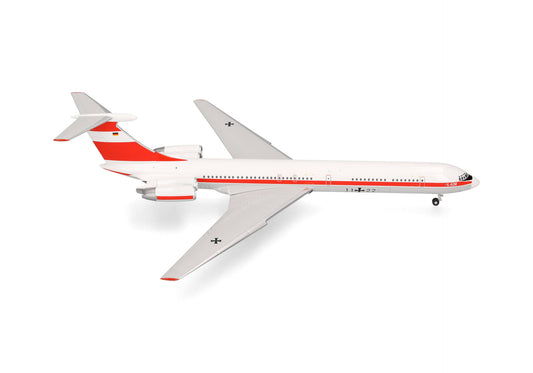 Ilyushin IL-62M InLuftwaffe Flugbereitschaft - 1/200 Scale Herpa Wings 573412