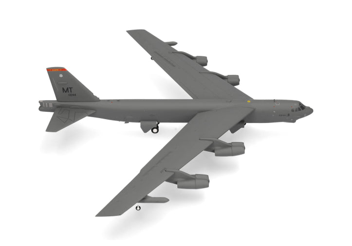 Boeing B-52H Stratofortress USAF - 1/200 Scale Herpa Wings 573467