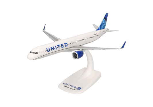 Airbus A321neo United Airlines Desktop Display Model - 1/200 Scale Herpa 614351
