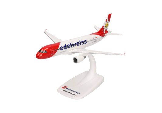 Airbus A320 Edelweiss Air Desktop Display Model - 1/200 Scale Herpa 614597