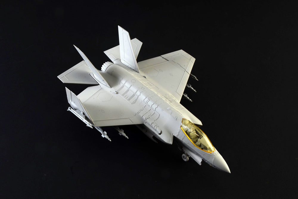 F-35C Lightning II - 1/72 Scale - Italeri - IT1469