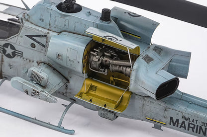 AH_1W Super Cobra (Turned Exhaust) - 1/35 Scale - Trumpeter - TRU05117