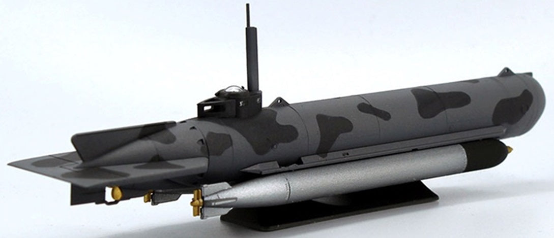 German Midget Submarine Type Molch - 1/72 Scale - Revell - REV05187