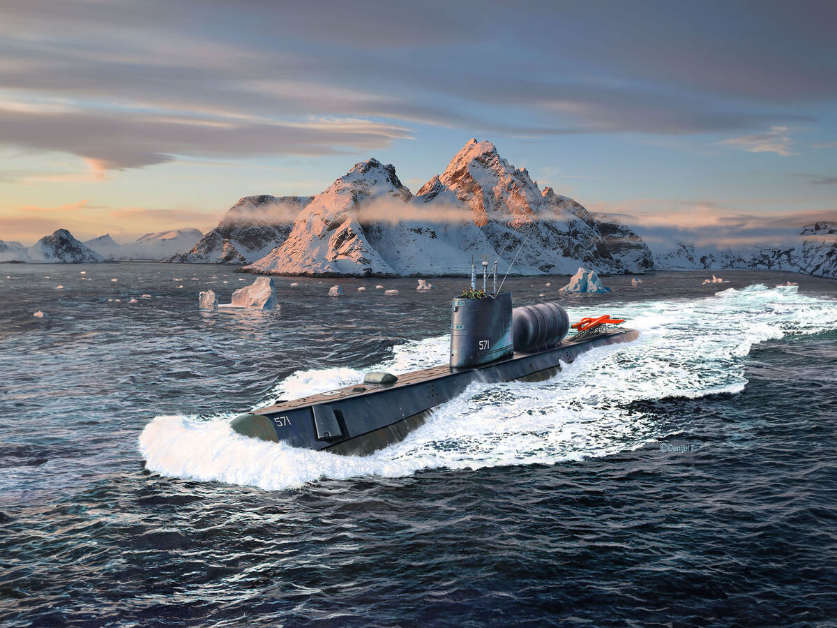 USS Nautilus - 1/305 Scale - Revell - REV05184