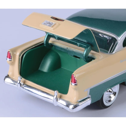 Chevy Bel Air Green 1955 - 1/24 Scale - MotorMax - MOT73229AC GREEN