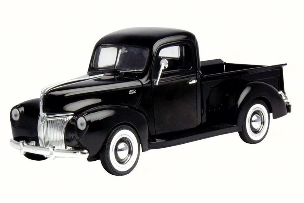 Ford Pickup Matt Black 1940 - 1/18 Scale - MotorMax - MOT73170TC BLACK