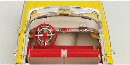 Chevy Bel Air Convertible w/Soft Top Yellow 1955 - 1/18 Scale - MotorMax - MOT73184YEL