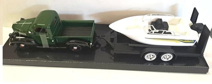 Plymouth Truck with Speed Boat/Trailer 1941 - 1/24 Scale - MotorMax - MOT75200/73278