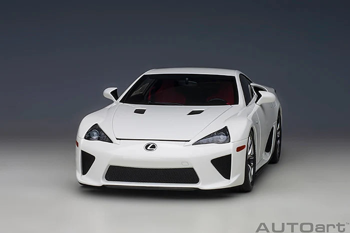 Lexus LFA Whitest White - 1/18 Scale - Auto Art - AA78850