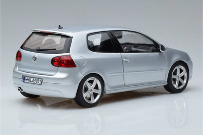 VW GOLF GTI PIRELLI SILVER 2007 1/18 Scale NOREV MTDNOR188425