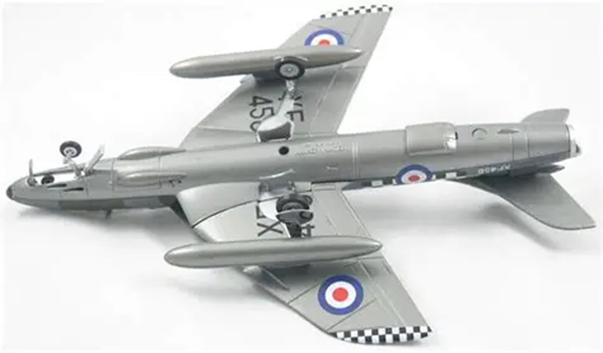 Hawker Hunter 1/72 Scale Corgi AA32704