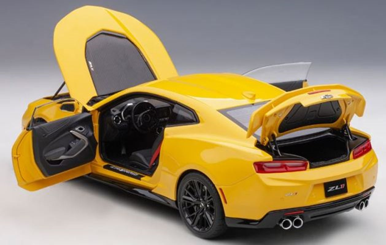 Chevrolet Camaro ZL1 Bright Yellow 2017 1/18 Scale Auto Art AA71205