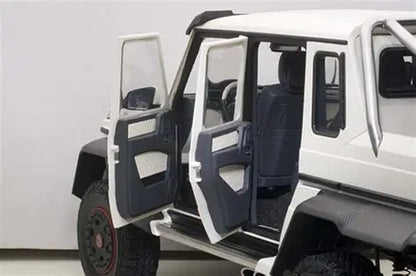 Mercedes-Benz G63 AMG 6 X 6 White 1/18 Scale Auto Art AA76307
