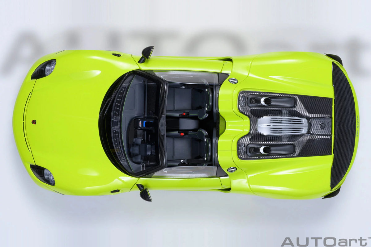 Porsche 918 Spyder Weissach Package Acid Green - 1/18 Scale - Auto Art - AA77921