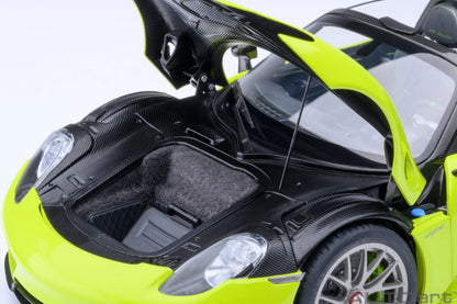 Porsche 918 Spyder Weissach Package Acid Green - 1/18 Scale - Auto Art - AA77921