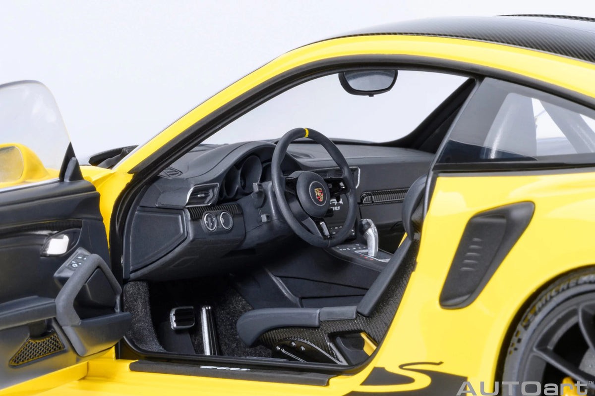 Porsche911 (991.) GT3RS Weissach Package Racing Yellow - 1/18 Scale - Auto Art - AA78178