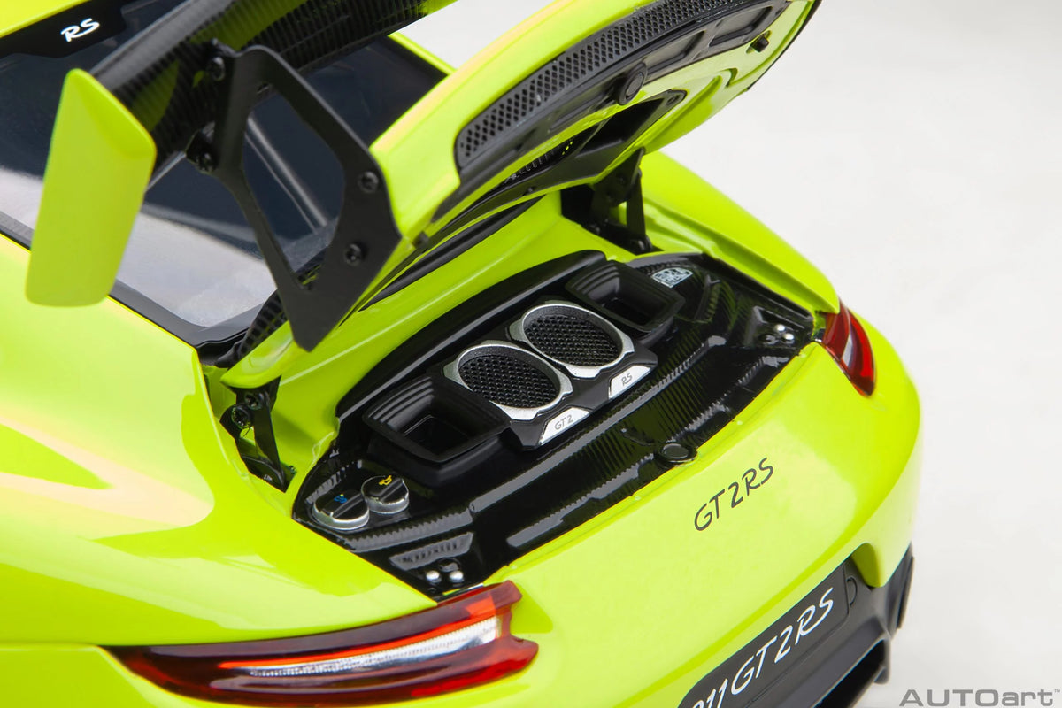 Porsche 911 (991.2) GT2 RS Weissach Package Acid Green - 1:18 Scale - Auto Art - AA78187