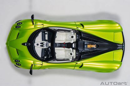 Pagani Huayra Roadster Verde Firenze - 1/18 Scale - Auto Art - AA78288