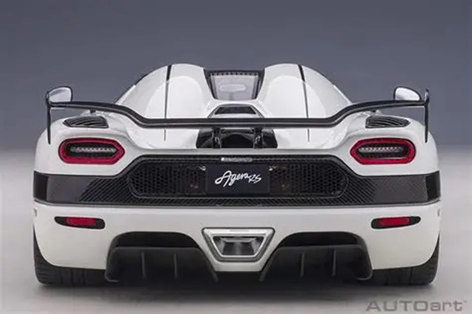Koenigsegg Agera RS White/Black 1/18 Scale Auto Art AA79021