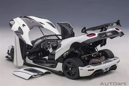 Koenigsegg Agera RS White/Black 1/18 Scale Auto Art AA79021