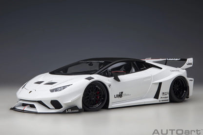 Huracán GT Liberty Walk LB Silhouette Works White - 1:18 Scale - Auto Art - AA79125