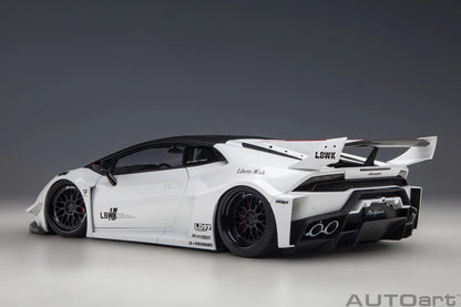 Huracán GT Liberty Walk LB Silhouette Works White - 1:18 Scale - Auto Art - AA79125