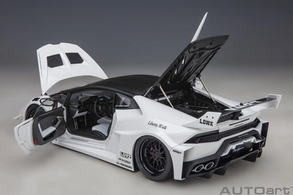 Huracán GT Liberty Walk LB Silhouette Works White - 1:18 Scale - Auto Art - AA79125