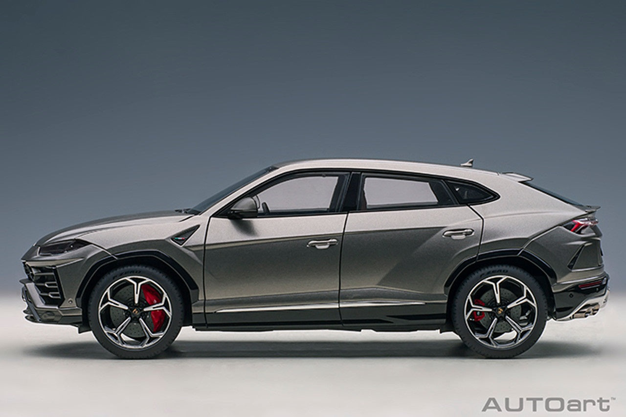 Lamborghini Urus Matt Grey 1/18 Scale Auto Art AA79164