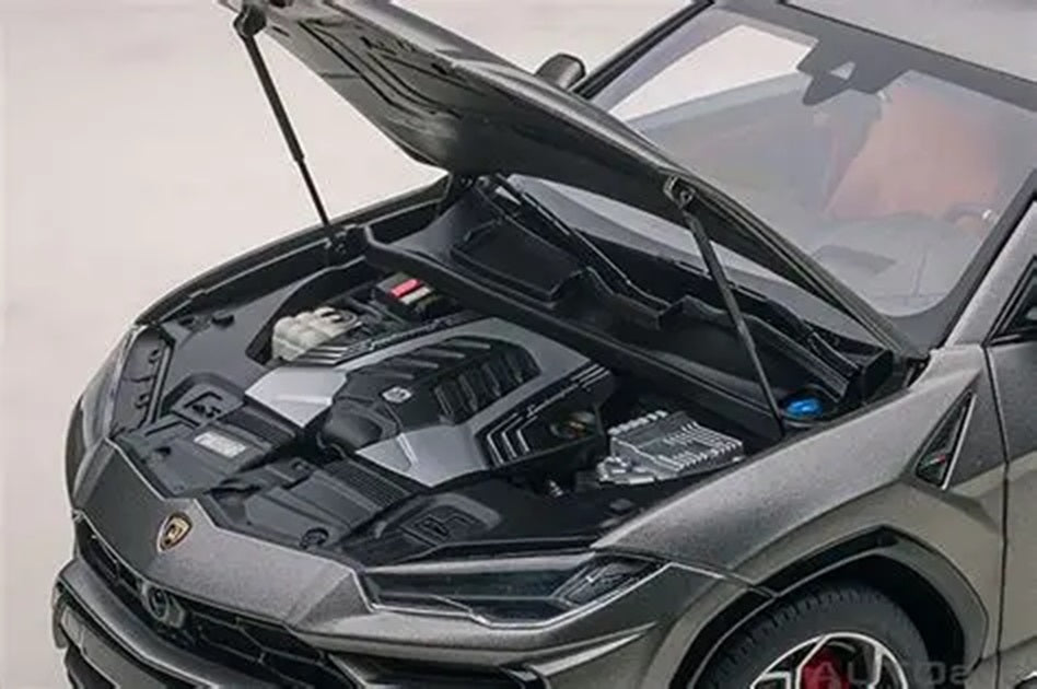Lamborghini Urus Matt Grey 1/18 Scale Auto Art AA79164