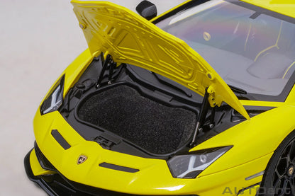 Lamborghini Aventador SVJ Giallo Tenerife/Pearl Yellow - 1/18 Scale - Auto Art - AA79175
