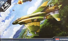 F-4C Phantom II 'Vietnam War'  - 1/48 Scale Academy 12294