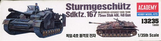 Sturmgeschutz IV  - 1/35 Scale Academy 13235