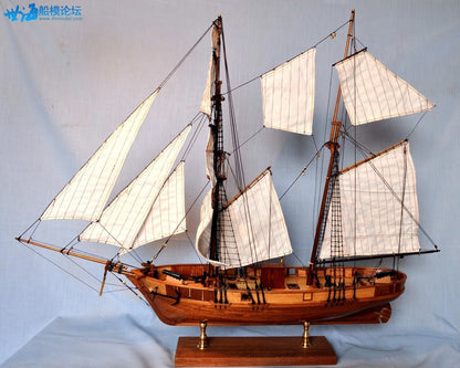 Le Hussard 1848 - 1/50 Scale Artesania Latina Art20409