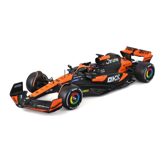 McLaren F1 MCL38 with Helmet #81 Oscar Piastri - 1/24 Scale Bburago Bur18-28033O