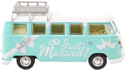 Volkswagen Campervan 'Just Married'  - 1/43 Scale Corgi CC02737
