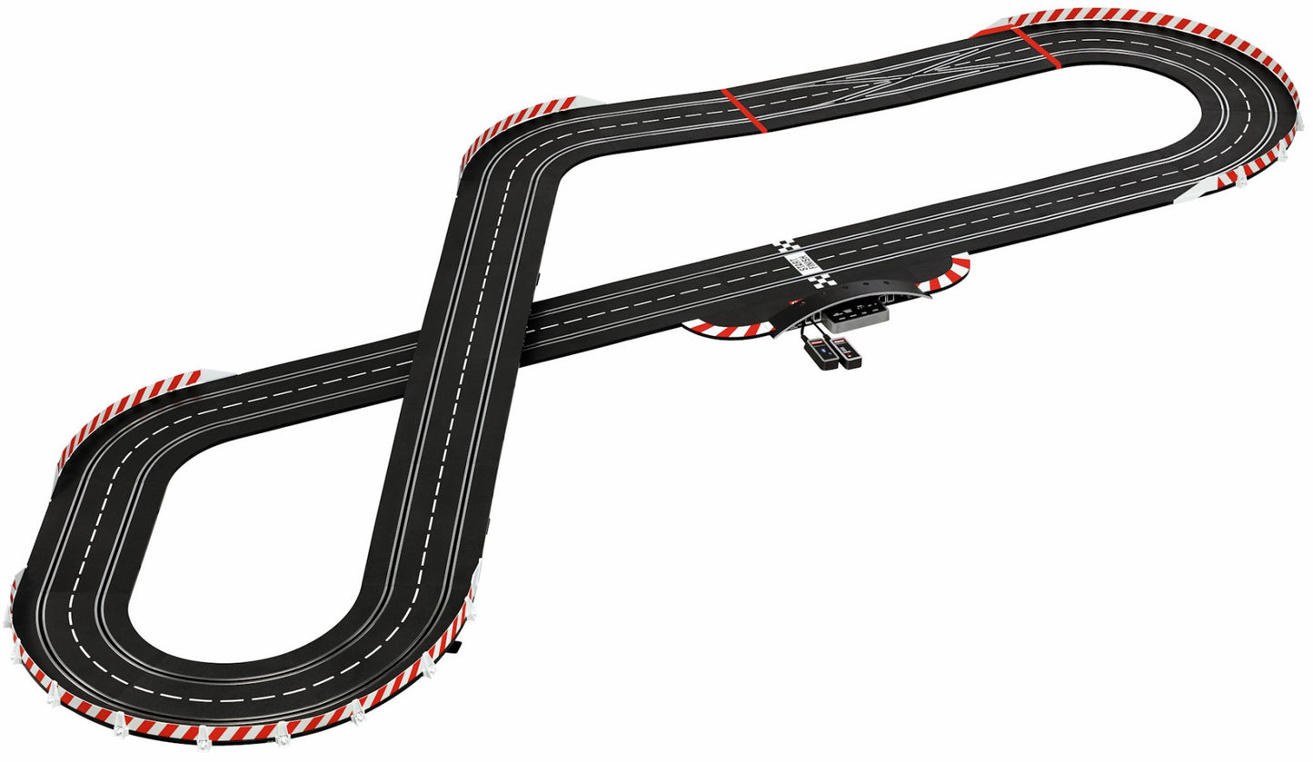 DIGITAL NASCAR Daytona Challenge 7.3m Set 1/32 Carrera 30042