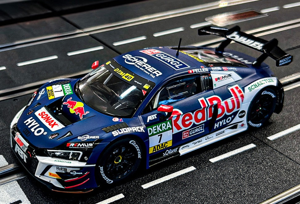 DIGITAL Audi R8 LMS GT3 "Red Bull, #7" 2024 1/32 Scale Carrera Car32044