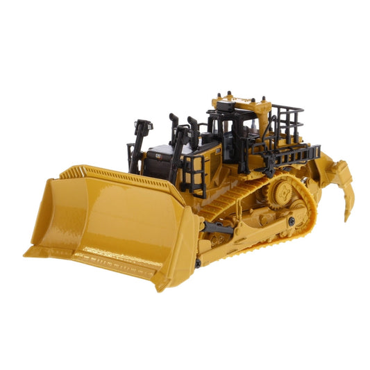 CAT D11 Track-Type Tractor - 1/87 Scale Diecast Masters DM85659