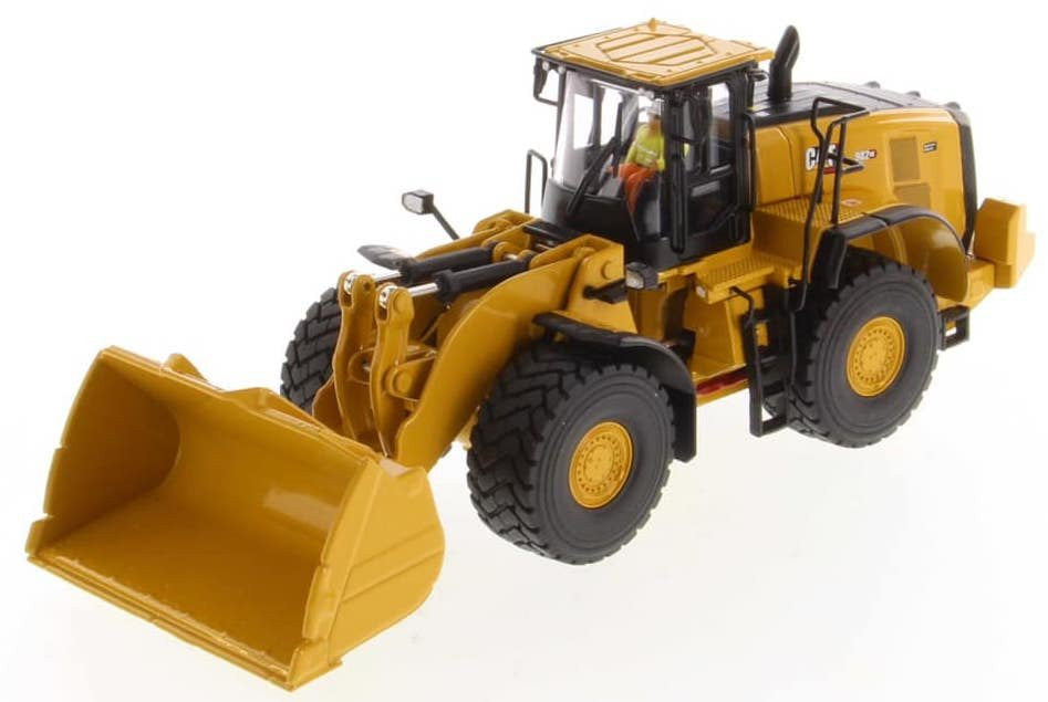 CAT 982 XE Wheel Loader - 1/50 Scale Diecast Masters DM85685